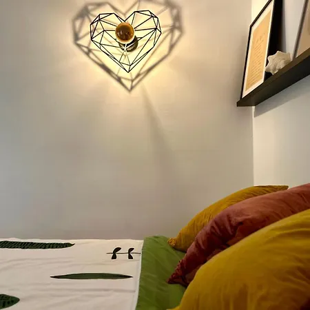 Heights Cristianos With Pool Apartman